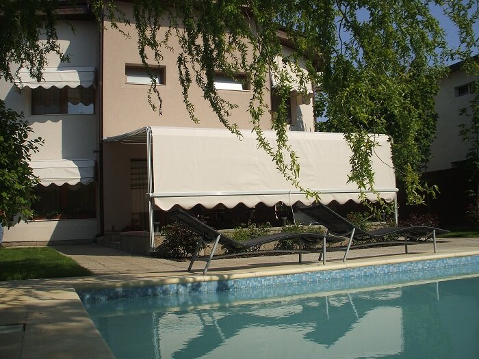 Producator copertine retractabile,marchize.Reparatii copertine.